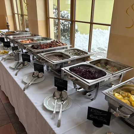 Evabrunnen بيشوفسفيردا