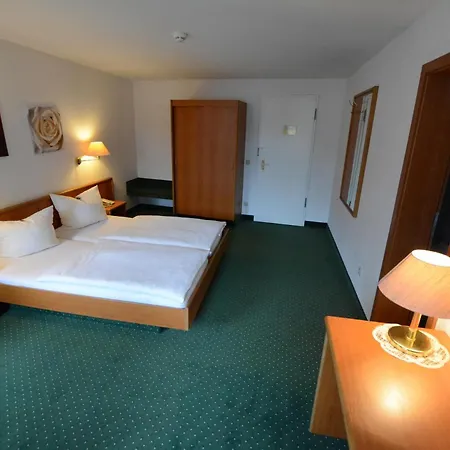 Evabrunnen 3*
