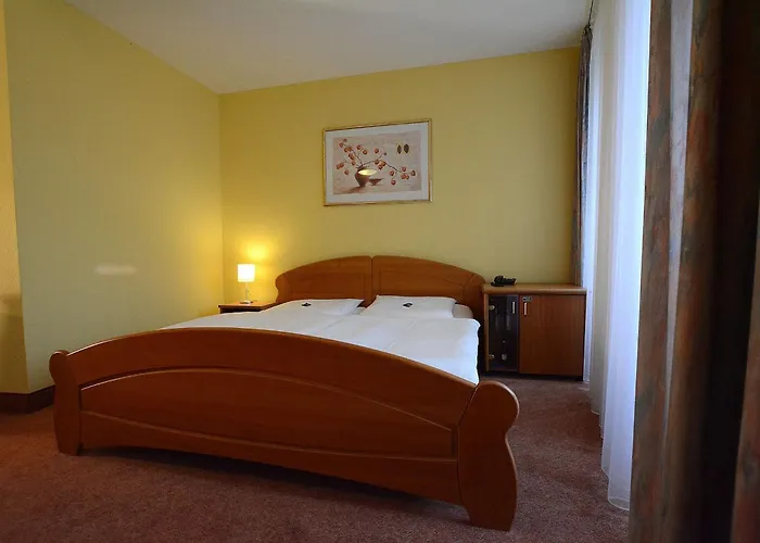 Evabrunnen بيشوفسفيردا